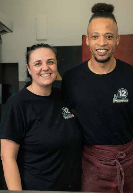 Albert y Yasmina, propietarios de La 12 Pizzería en Manacor